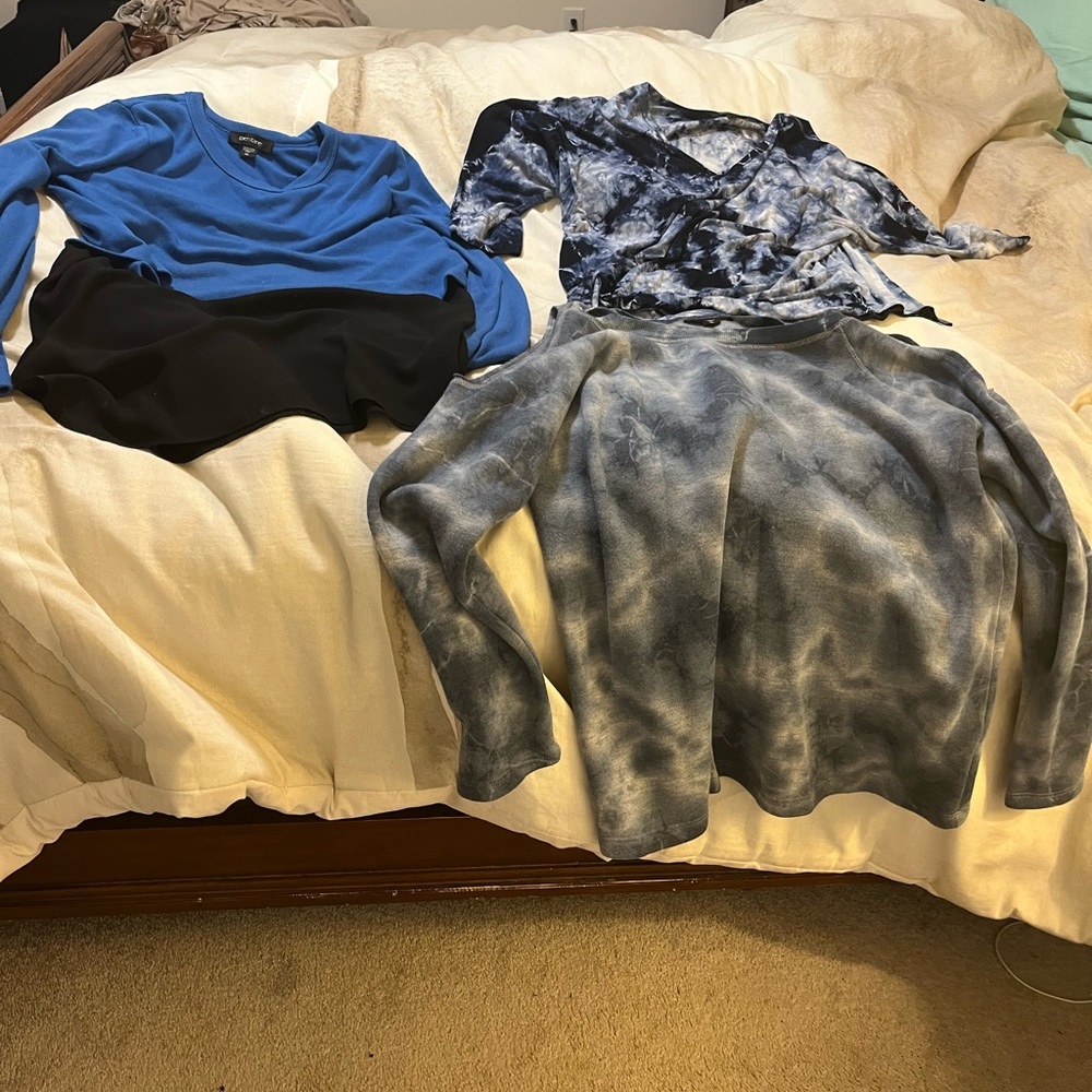 Karen kane woman’s tops